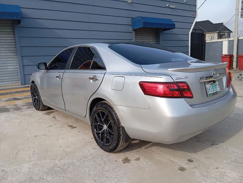 Thumbnail 5 of 2009 Toyota Camry